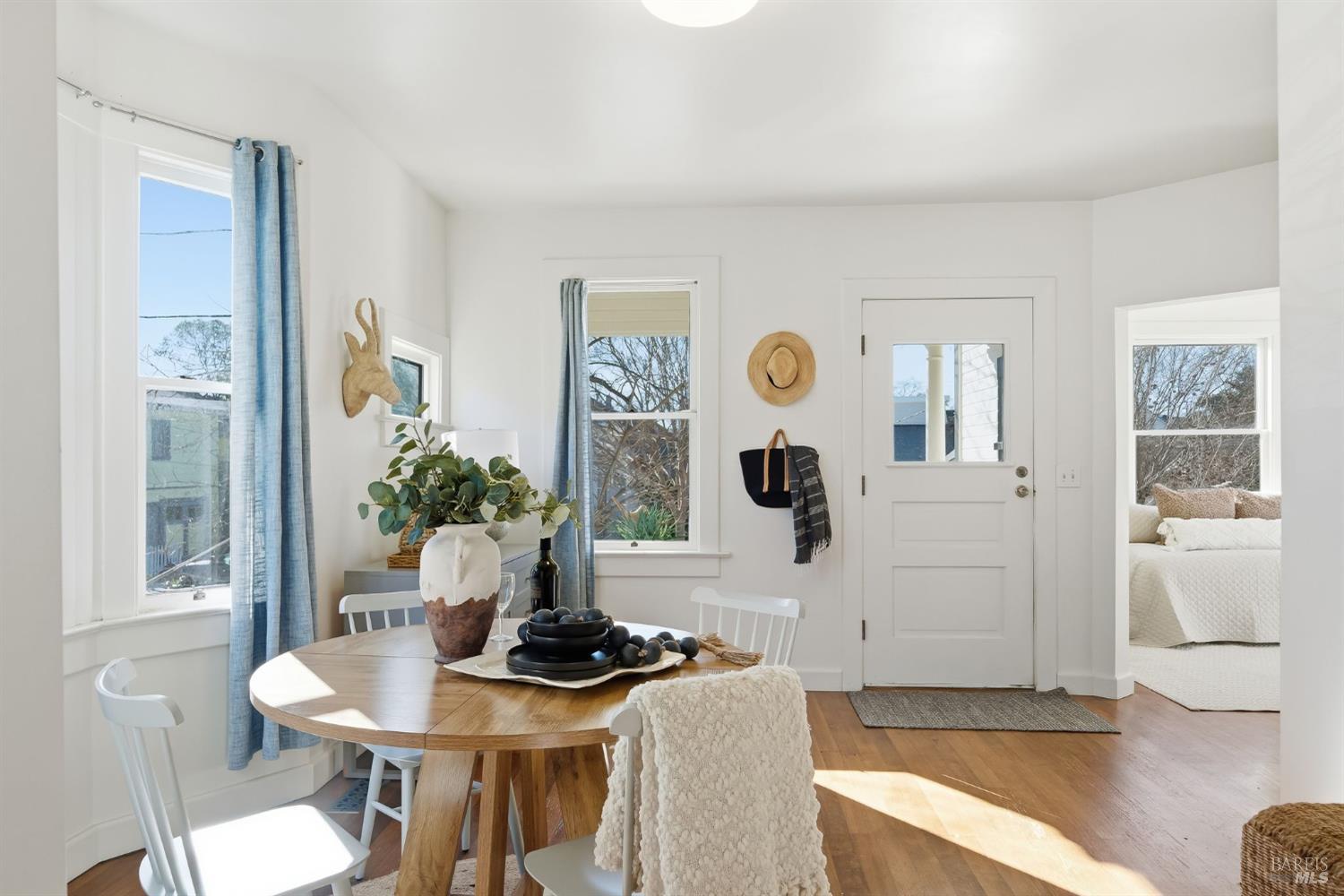 1440 Center Street photo 2