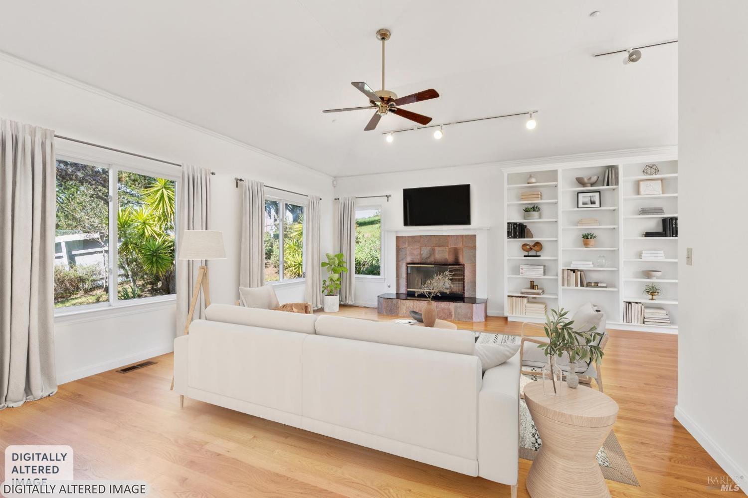 Detail Gallery Image 58 of 64 For 11798 Highway 1 Unkn, Point Reyes Station,  CA 94956 - 3 Beds | 3/1 Baths