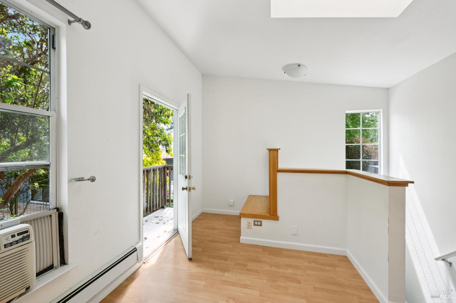 Detail Gallery Image 72 of 84 For 8610 Graton Rd, Sebastopol,  CA 95472 - 3 Beds | 3 Baths