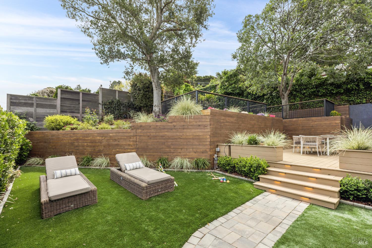 Detail Gallery Image 35 of 48 For 248 Sausalito St, Corte Madera,  CA 94925 - 4 Beds | 3 Baths