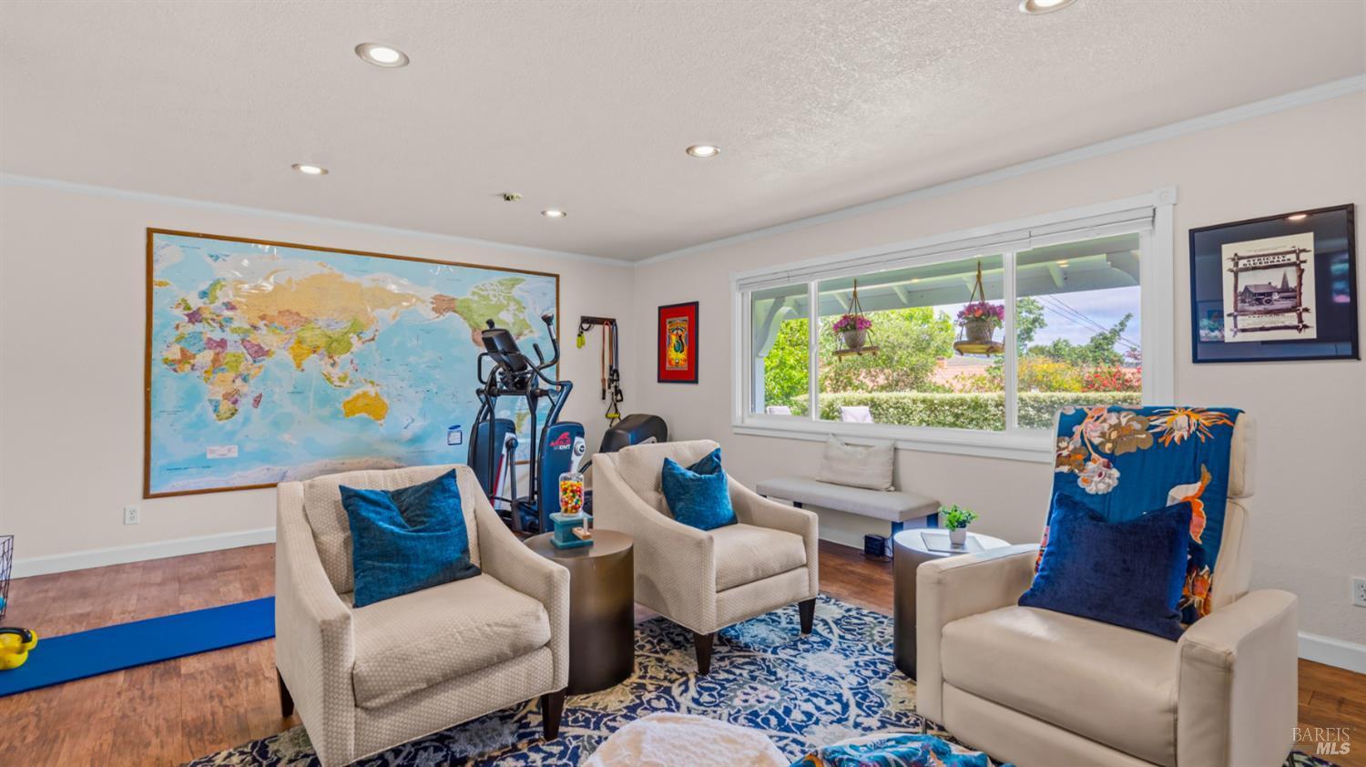 Detail Gallery Image 39 of 61 For 280 Devon Dr, San Rafael,  CA 94903 - 3 Beds | 3 Baths