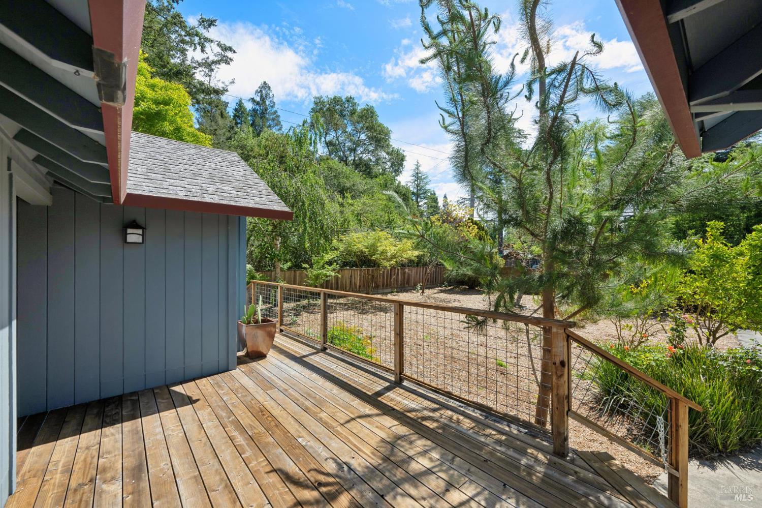 Detail Gallery Image 5 of 84 For 8610 Graton Rd, Sebastopol,  CA 95472 - 3 Beds | 3 Baths