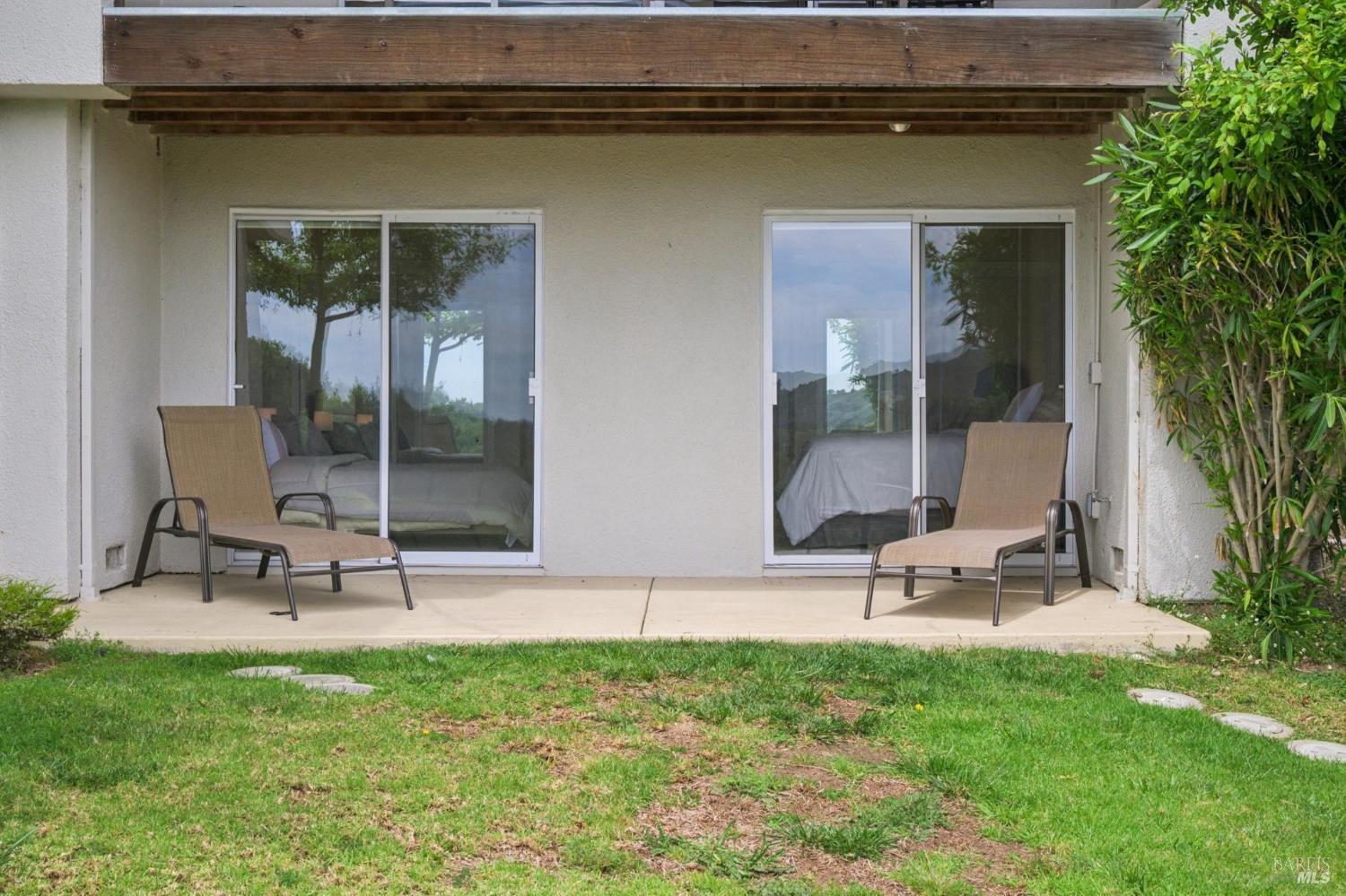 Detail Gallery Image 46 of 62 For 121 Red Hill Cir, Belvedere Tiburon,  CA 94920 - 3 Beds | 2/1 Baths