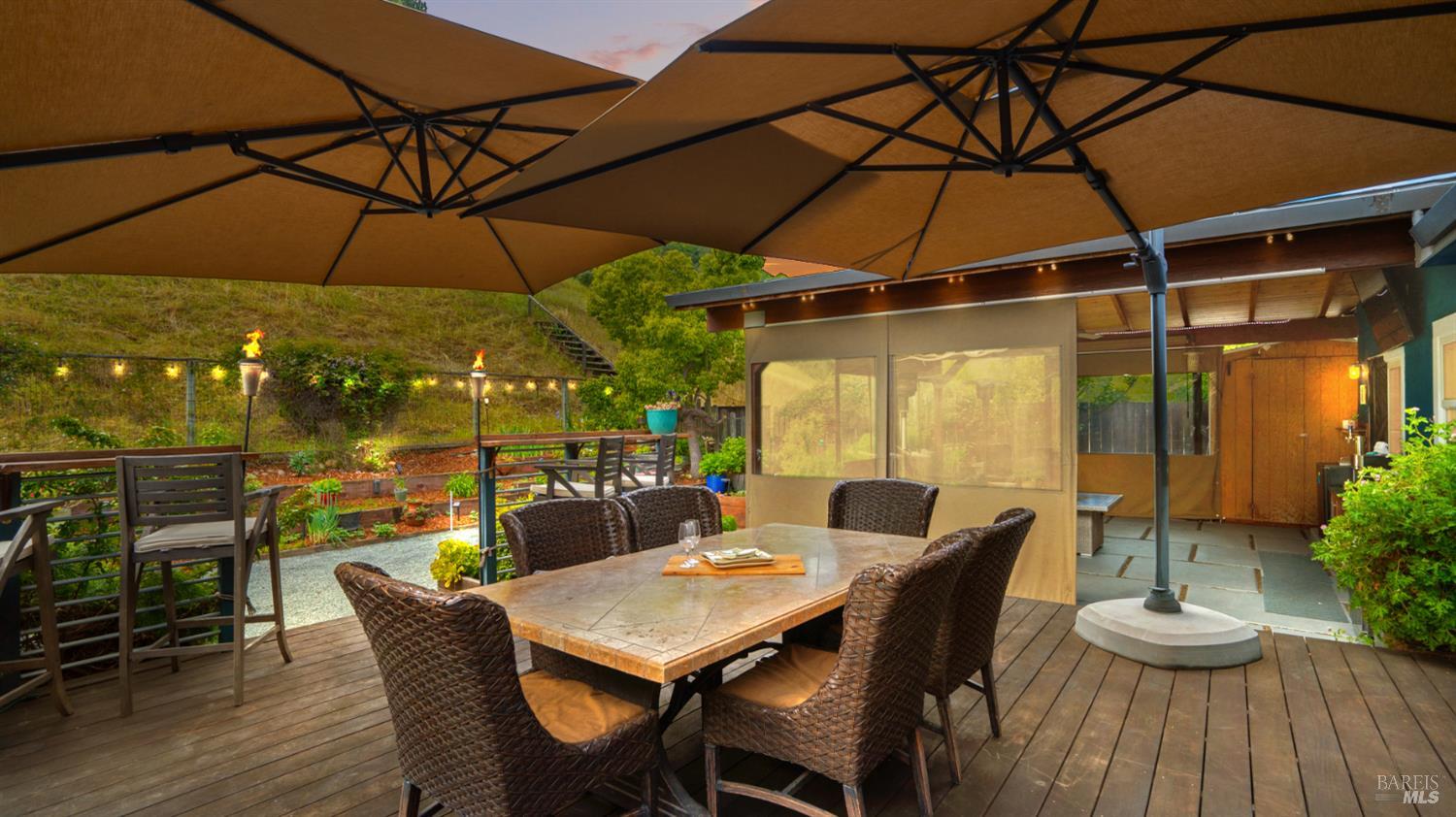 Detail Gallery Image 28 of 61 For 280 Devon Dr, San Rafael,  CA 94903 - 3 Beds | 3 Baths