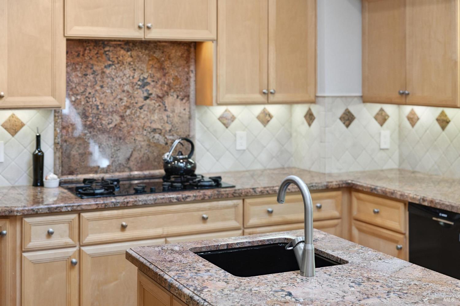 Detail Gallery Image 20 of 74 For 1158 Highland Dr, Novato,  CA 94949 - 4 Beds | 3 Baths