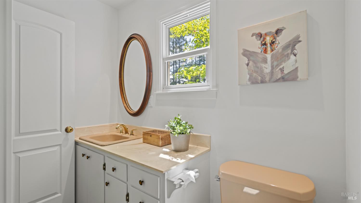 Detail Gallery Image 51 of 68 For 8099 Yule Tree Ln, Sebastopol,  CA 95472 - 5 Beds | 3/1 Baths