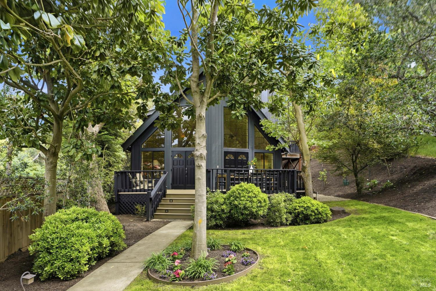 30 Glen Road photo 2