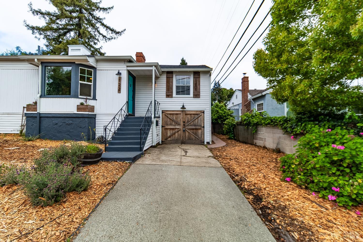 Detail Gallery Image 11 of 85 For 122 Fleming Ave, Vallejo,  CA 94590 - 3 Beds | 1 Baths