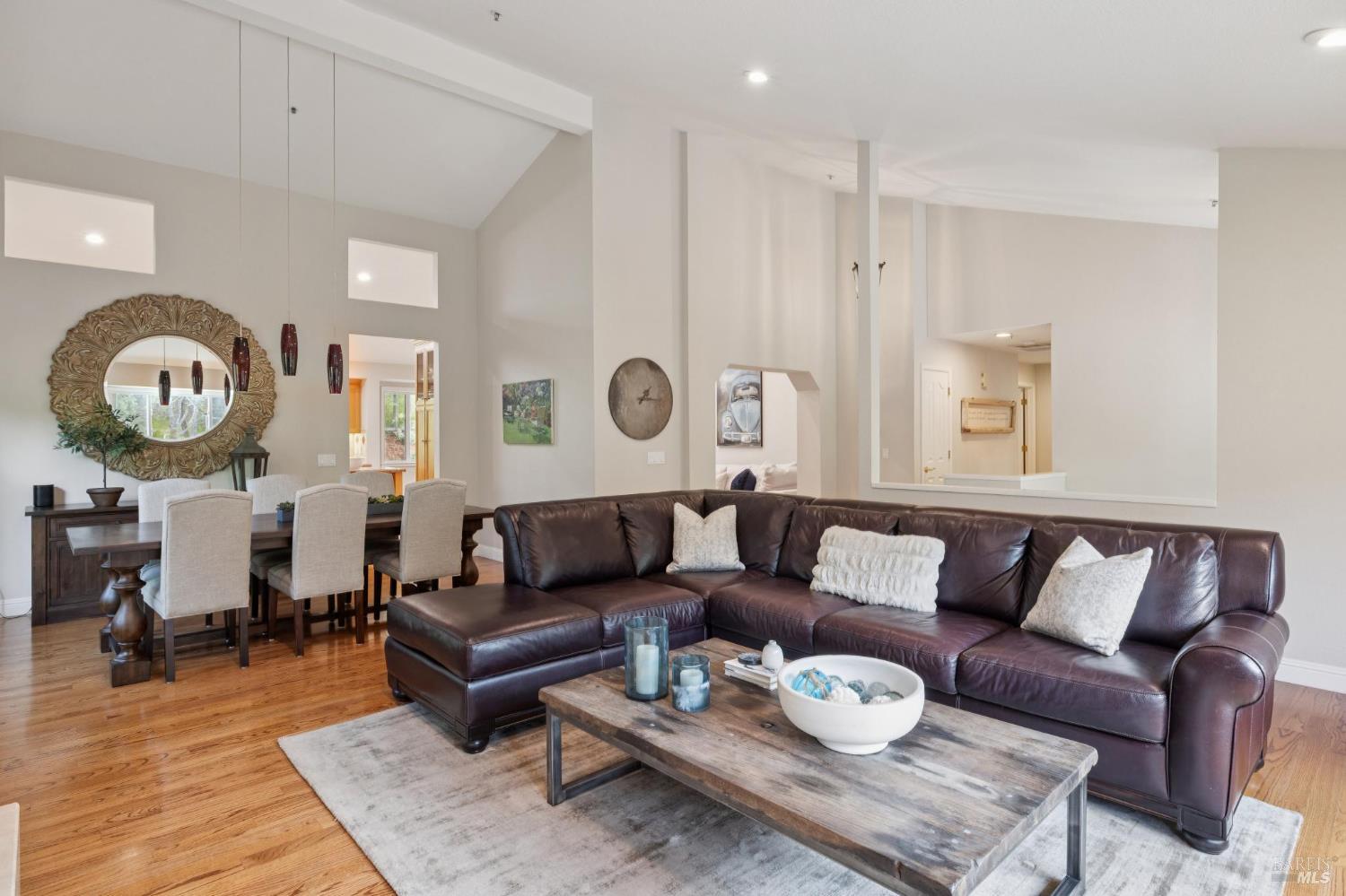 Detail Gallery Image 12 of 74 For 1158 Highland Dr, Novato,  CA 94949 - 4 Beds | 3 Baths