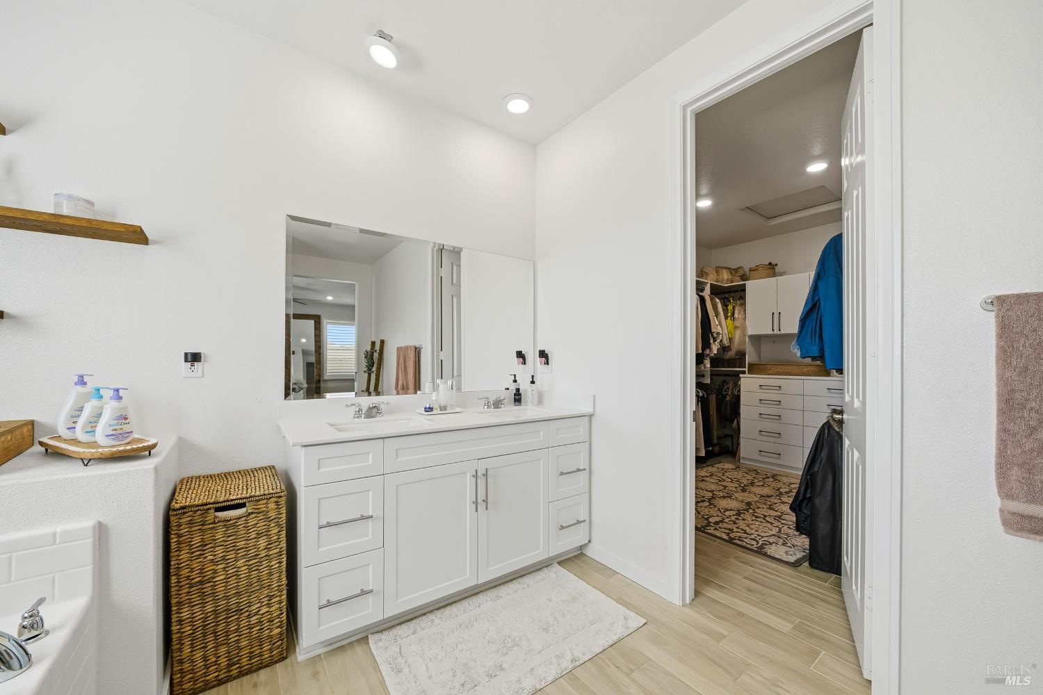 Detail Gallery Image 43 of 60 For 44520 Freer Way, Lancaster,  CA 93536 - 5 Beds | 2 Baths