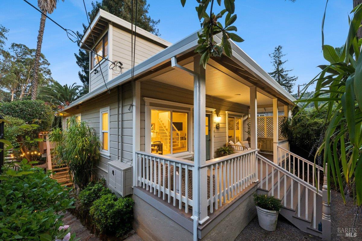 261 Glen Park Avenue photo 2