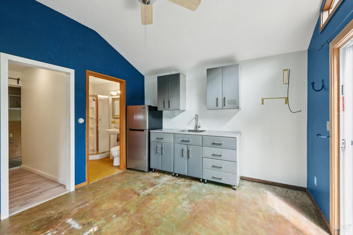 Detail Gallery Image 58 of 84 For 8610 Graton Rd, Sebastopol,  CA 95472 - 3 Beds | 3 Baths