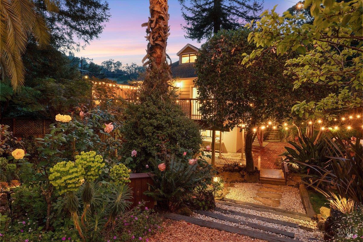 Detail Gallery Image 39 of 49 For 261 Glen Park Ave, San Rafael,  CA 94901 - 3 Beds | 3 Baths