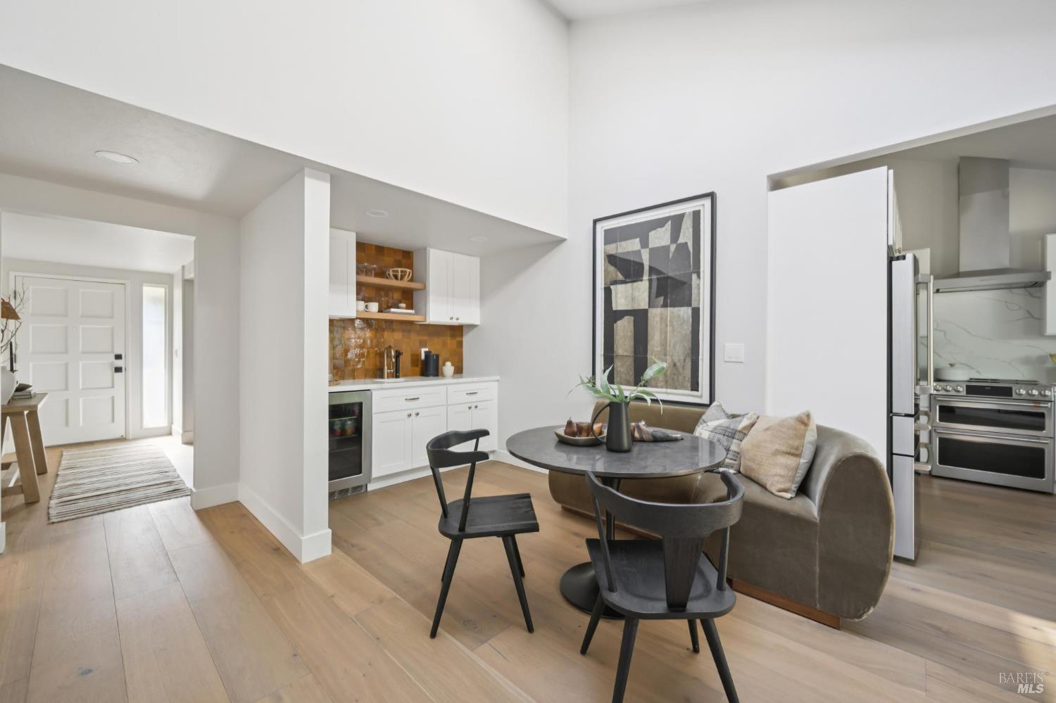 Detail Gallery Image 22 of 51 For 14 Mount Wittenburg Ct, San Rafael,  CA 94903 - 3 Beds | 2 Baths