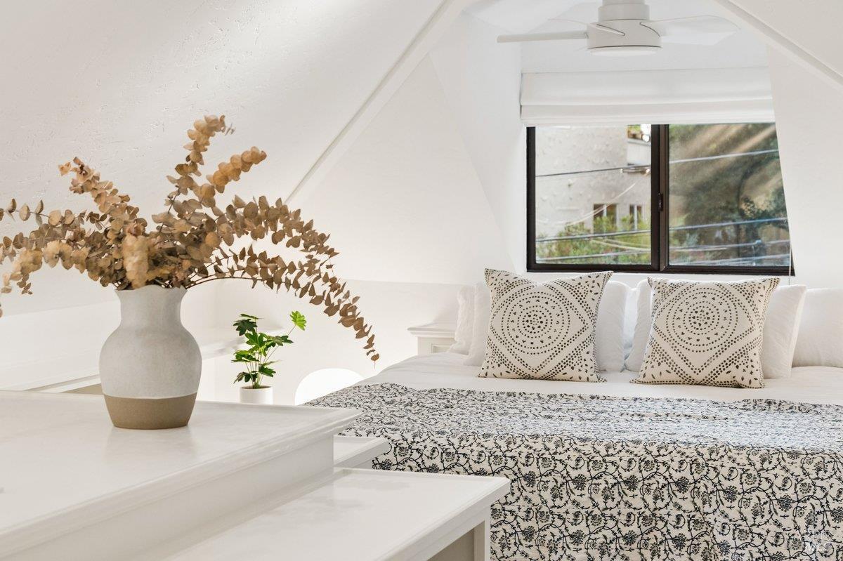 Detail Gallery Image 23 of 49 For 261 Glen Park Ave, San Rafael,  CA 94901 - 3 Beds | 3 Baths