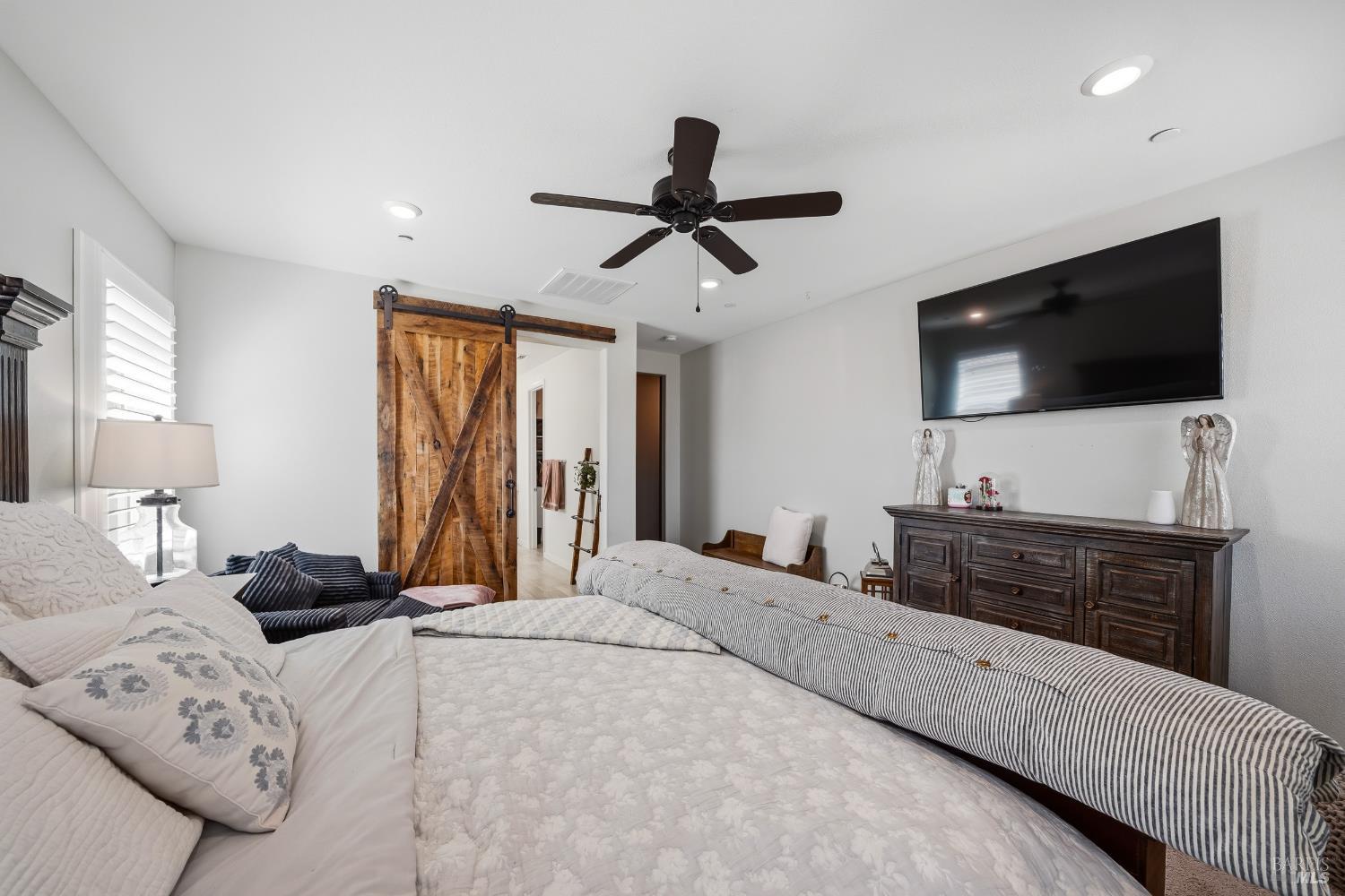 Detail Gallery Image 40 of 60 For 44520 Freer Way, Lancaster,  CA 93536 - 5 Beds | 2 Baths