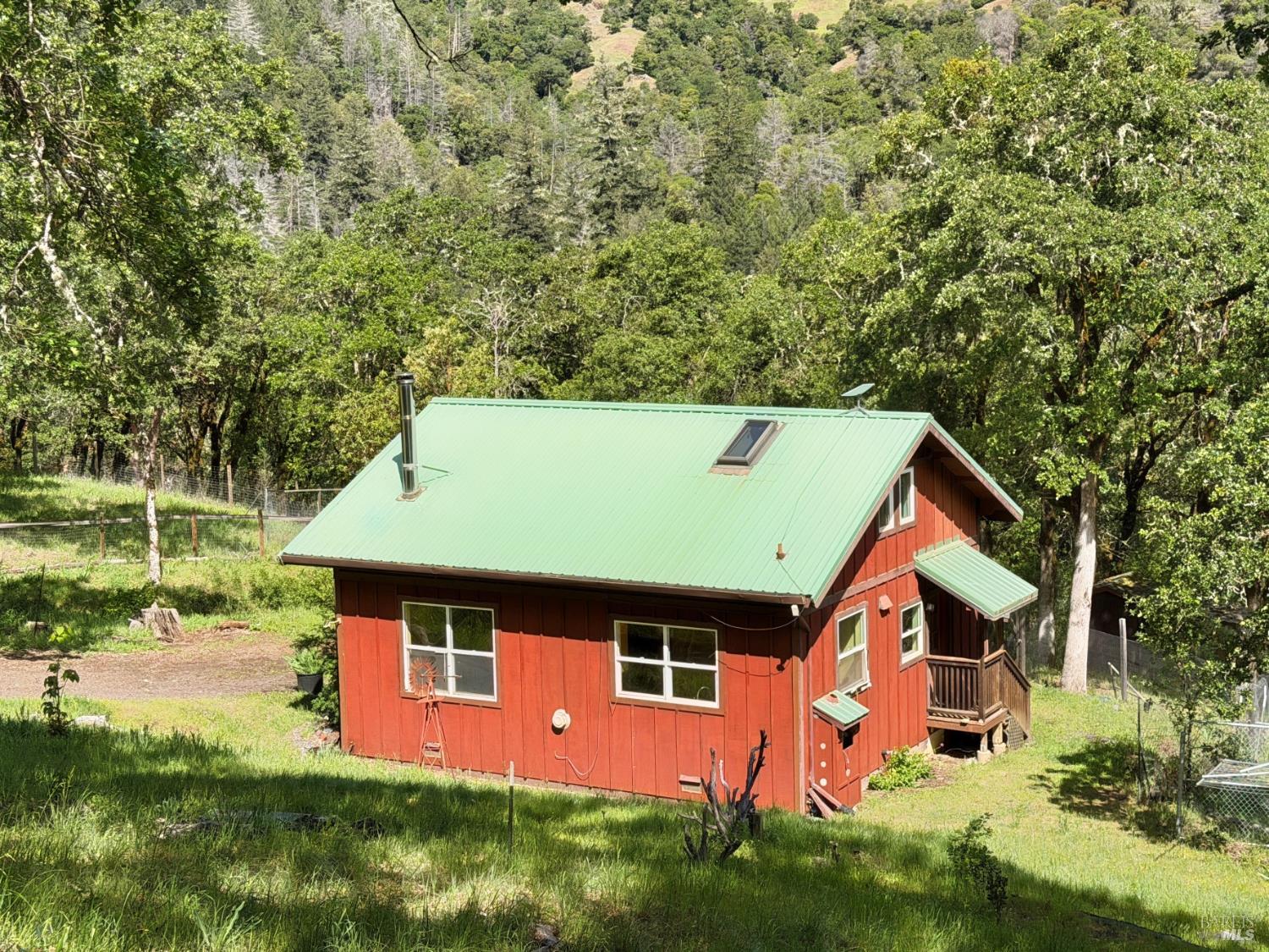 Detail Gallery Image 15 of 57 For 2501 Main Ranch Rd, Redwood Valley,  CA 95470 - 2 Beds | 1 Baths