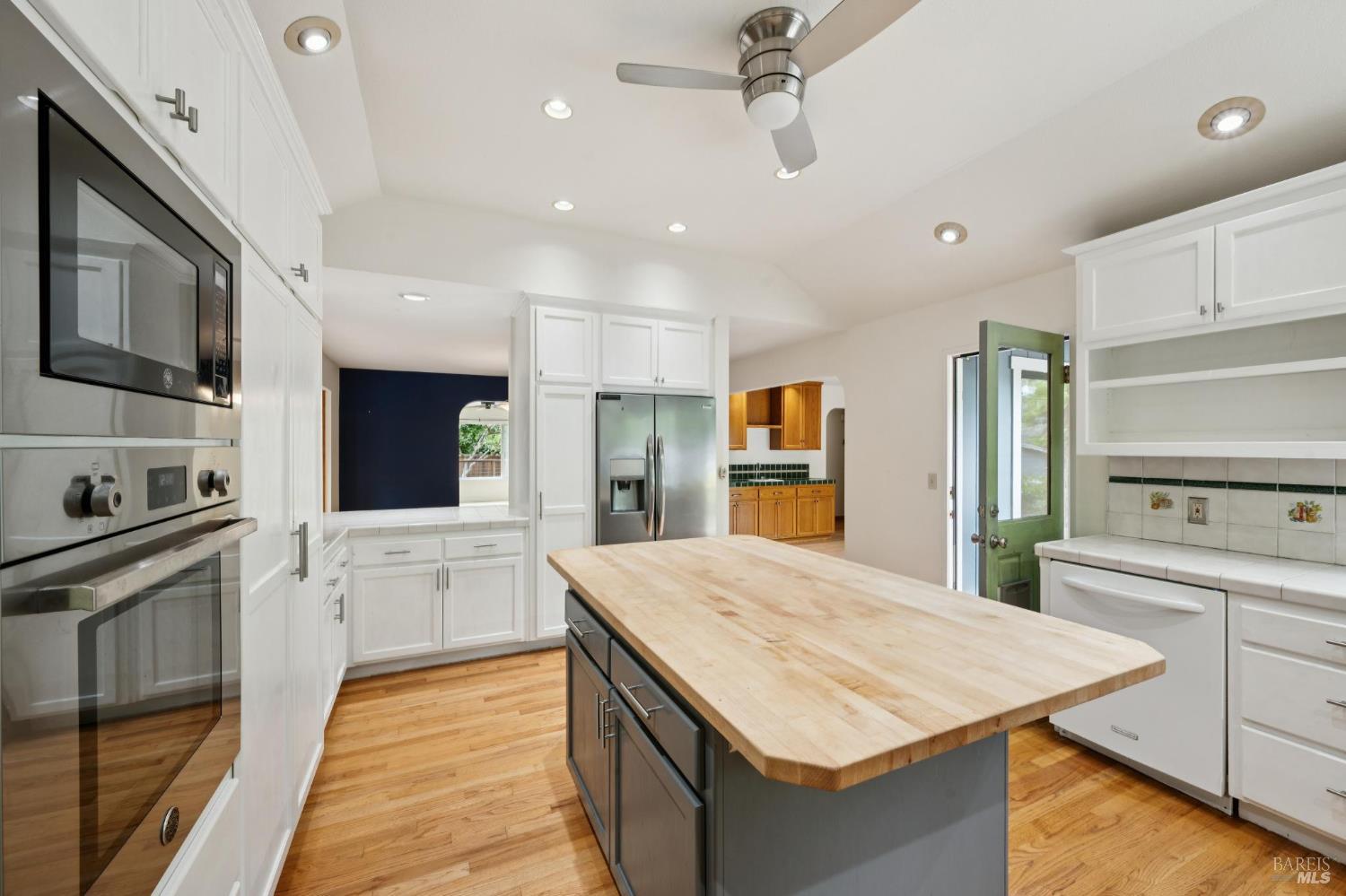 Detail Gallery Image 20 of 84 For 8610 Graton Rd, Sebastopol,  CA 95472 - 3 Beds | 3 Baths