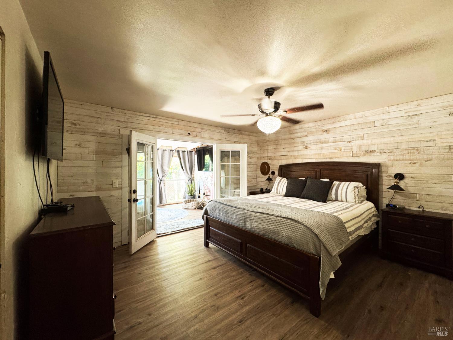 Detail Gallery Image 28 of 78 For 3981 Eastside Calpella Rd, Ukiah,  CA 95482 - 3 Beds | 1/1 Baths