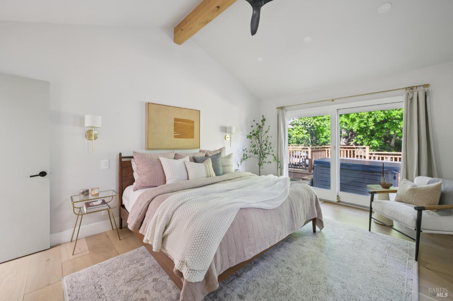 Detail Gallery Image 35 of 51 For 14 Mount Wittenburg Ct, San Rafael,  CA 94903 - 3 Beds | 2 Baths