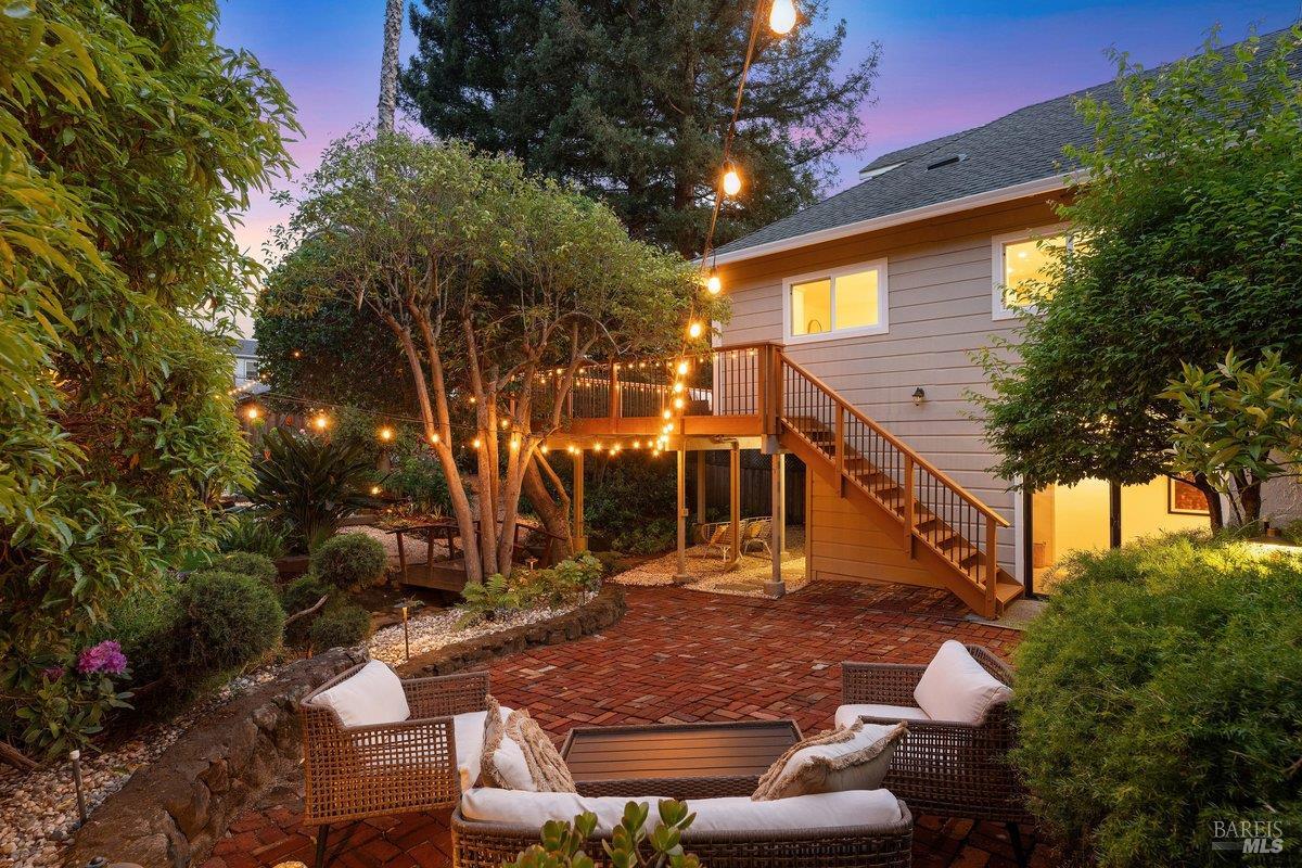 Detail Gallery Image 40 of 49 For 261 Glen Park Ave, San Rafael,  CA 94901 - 3 Beds | 3 Baths