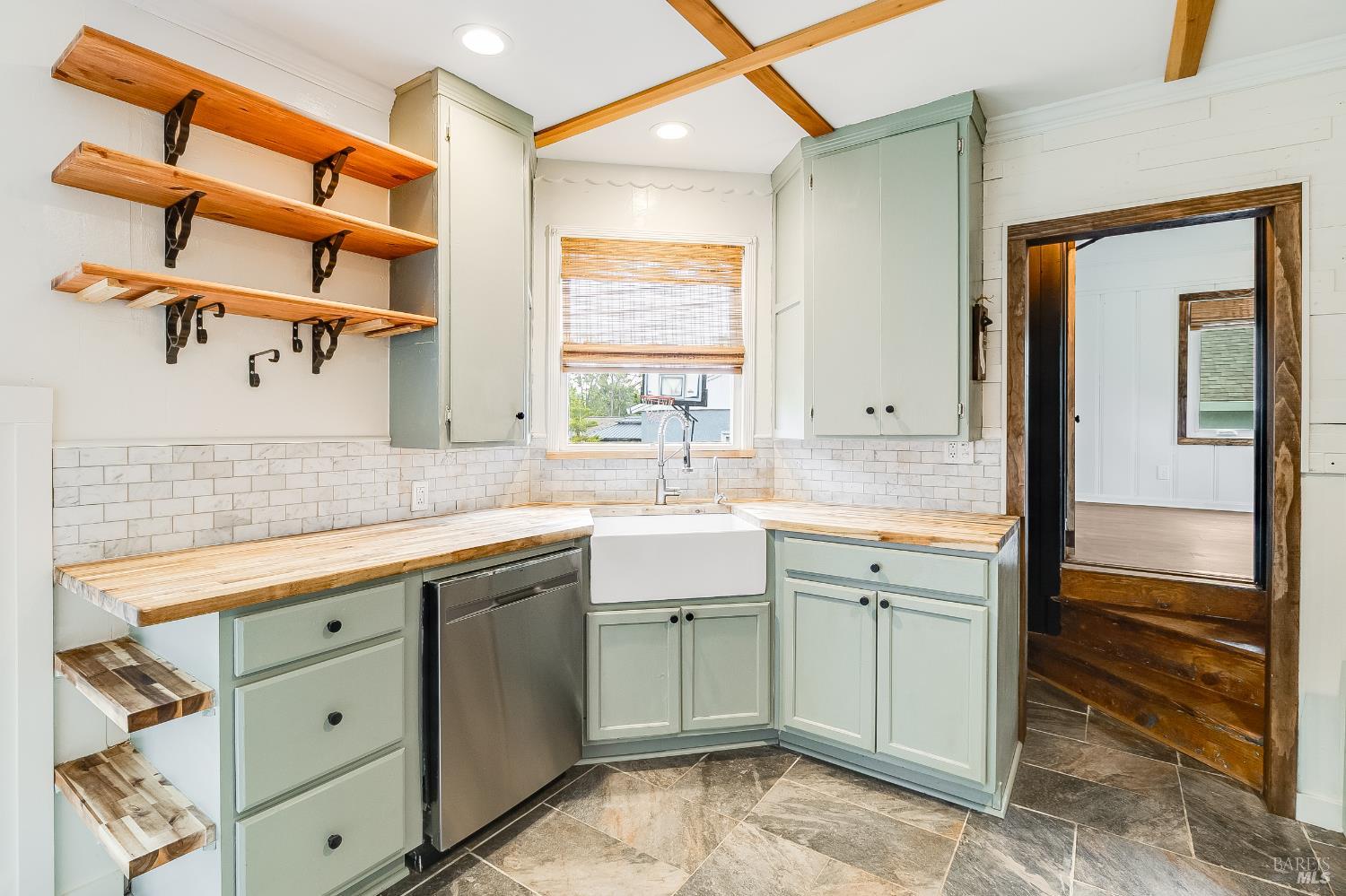 Detail Gallery Image 28 of 85 For 122 Fleming Ave, Vallejo,  CA 94590 - 3 Beds | 1 Baths