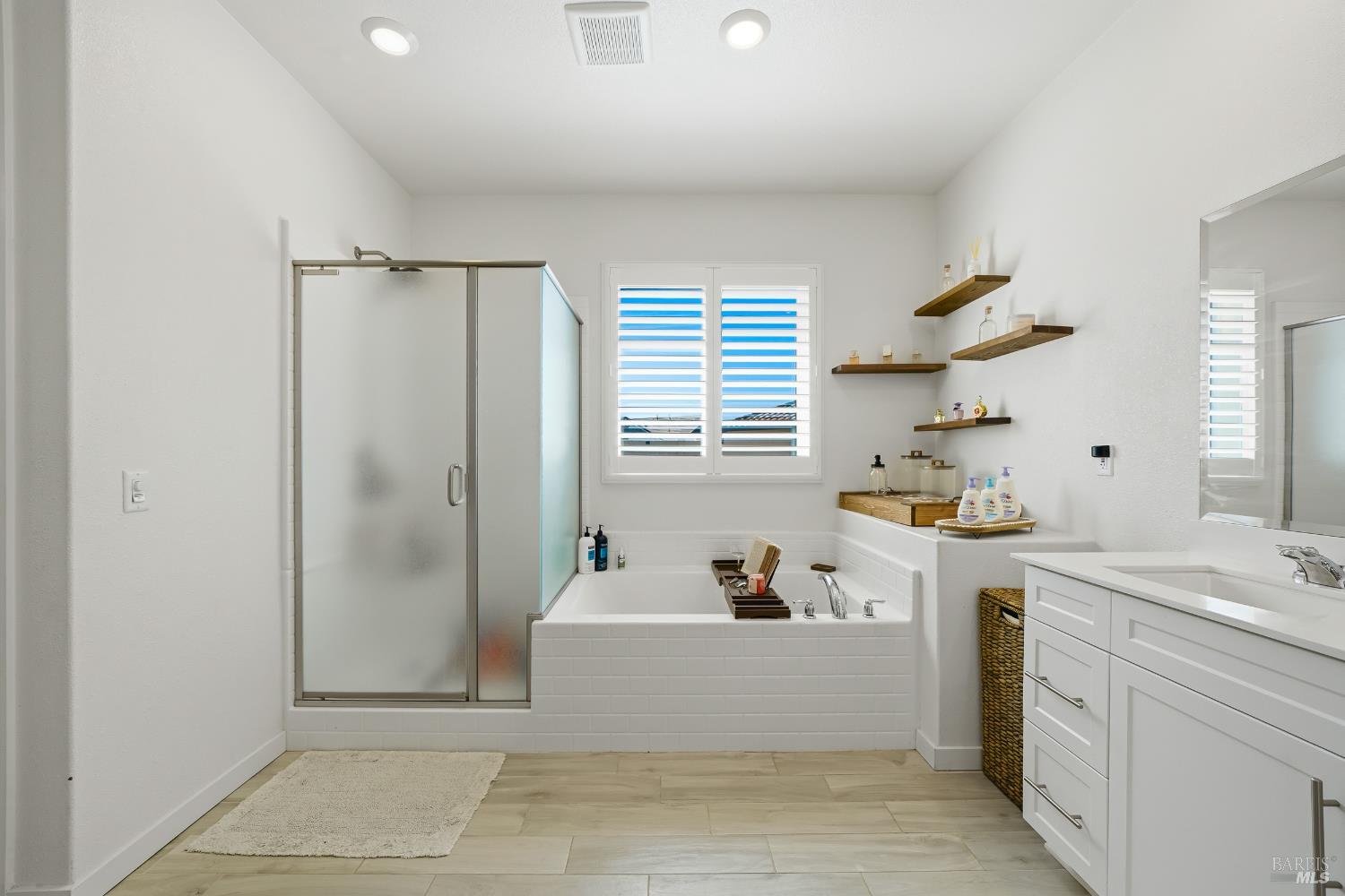 Detail Gallery Image 42 of 60 For 44520 Freer Way, Lancaster,  CA 93536 - 5 Beds | 2 Baths