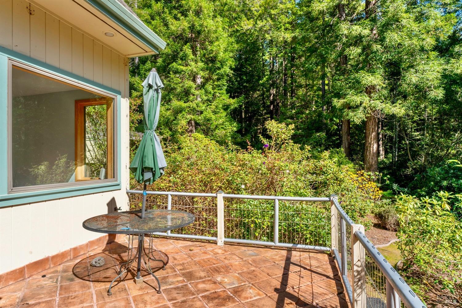 Detail Gallery Image 35 of 42 For 33100 Frog Pond Rd, Little River_1,  CA 95456 - 3 Beds | 3 Baths