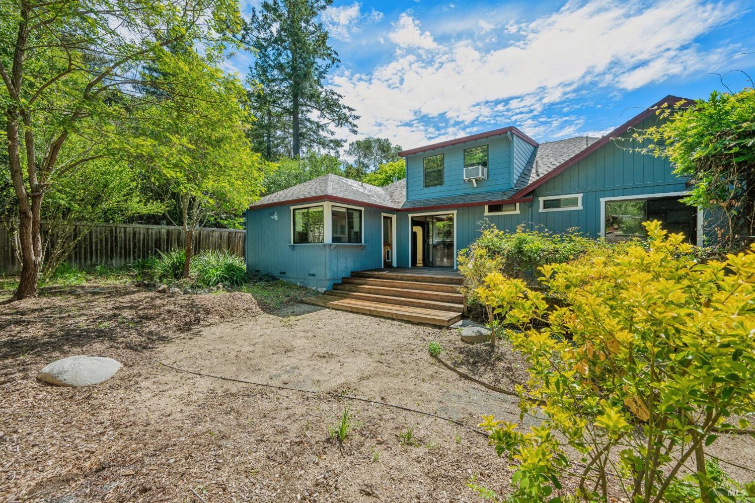 Detail Gallery Image 76 of 84 For 8610 Graton Rd, Sebastopol,  CA 95472 - 3 Beds | 3 Baths