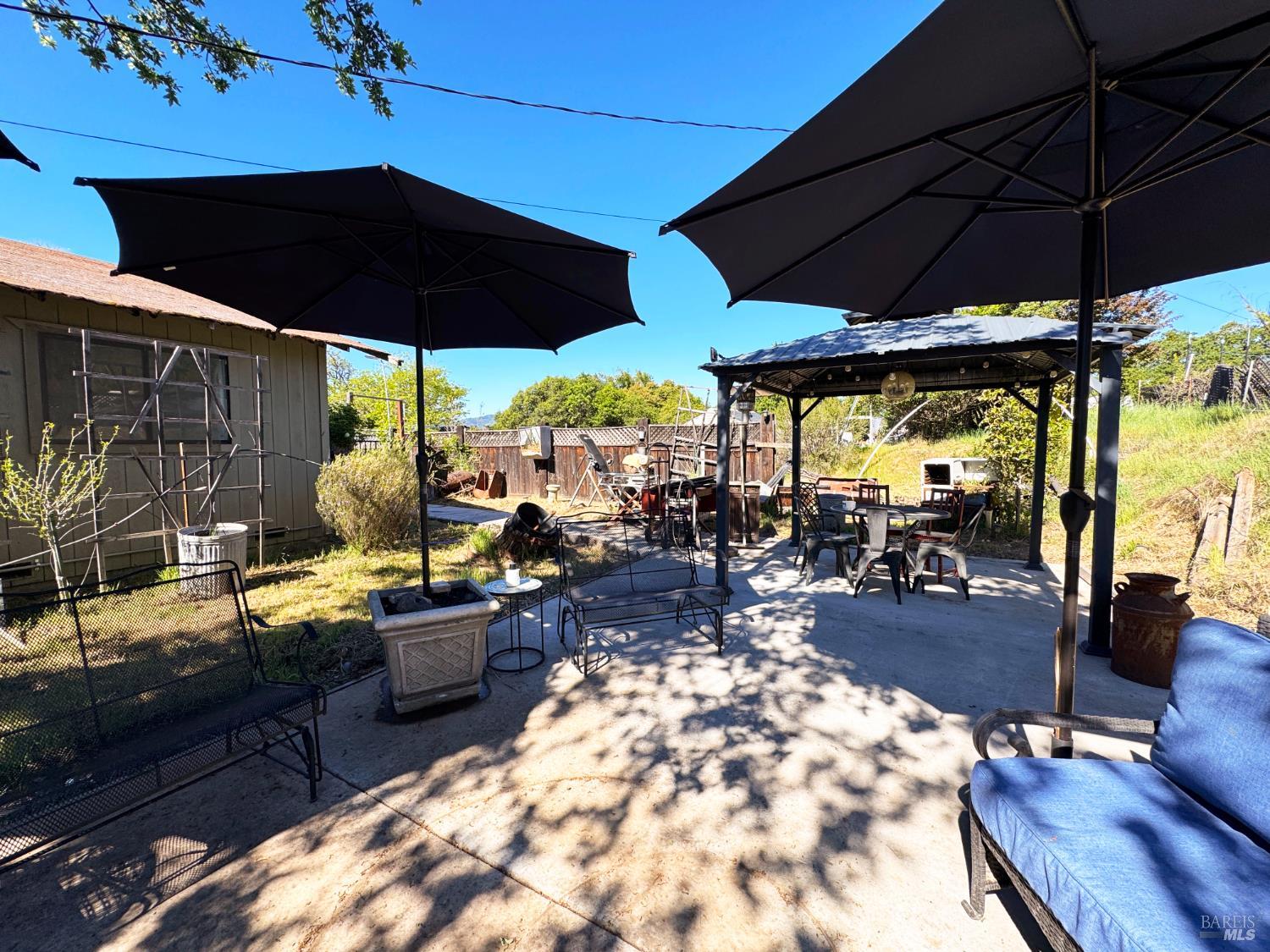 Detail Gallery Image 49 of 78 For 4400 Lake Ridge Dr, Ukiah,  CA 95482 - 3 Beds | 2 Baths