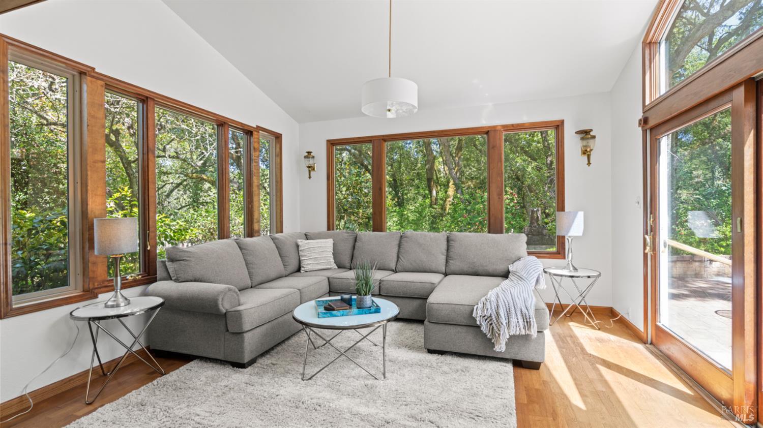 Detail Gallery Image 39 of 68 For 8099 Yule Tree Ln, Sebastopol,  CA 95472 - 5 Beds | 3/1 Baths