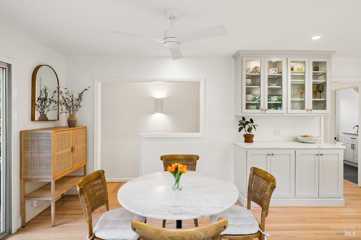 Detail Gallery Image 14 of 49 For 261 Glen Park Ave, San Rafael,  CA 94901 - 3 Beds | 3 Baths