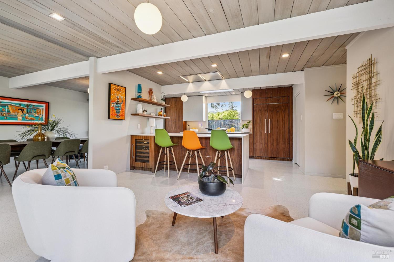 Detail Gallery Image 24 of 51 For 1349 Idylberry Rd, San Rafael,  CA 94903 - 5 Beds | 2 Baths