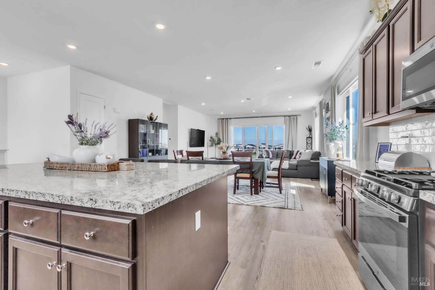 Detail Gallery Image 7 of 42 For 2292 Solace Vista Unkn, Fairfield,  CA 94533 - 3 Beds | 2 Baths