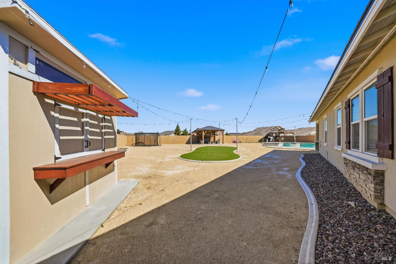 Detail Gallery Image 55 of 60 For 44520 Freer Way, Lancaster,  CA 93536 - 5 Beds | 2 Baths