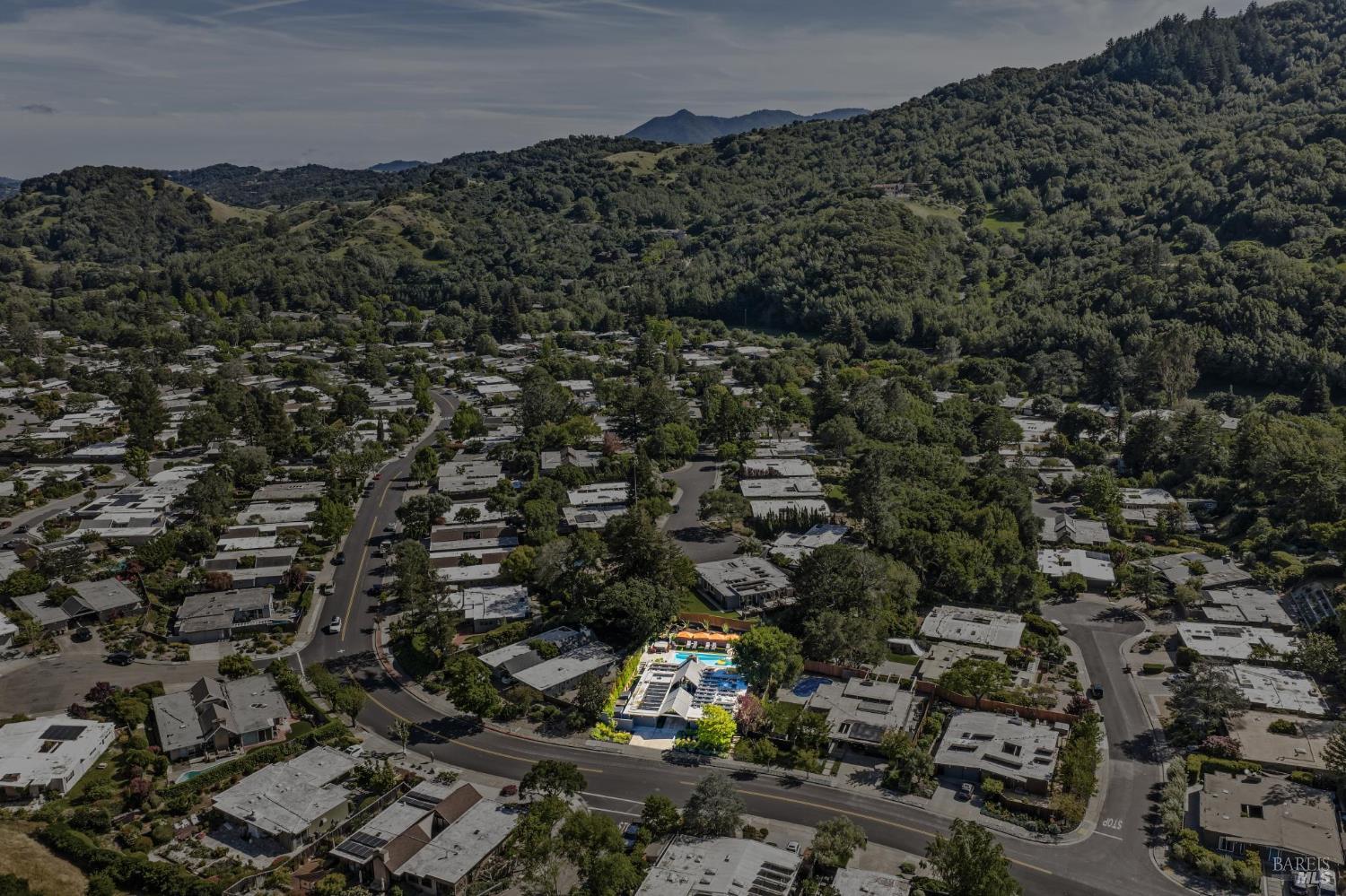 Detail Gallery Image 51 of 51 For 1349 Idylberry Rd, San Rafael,  CA 94903 - 5 Beds | 2 Baths