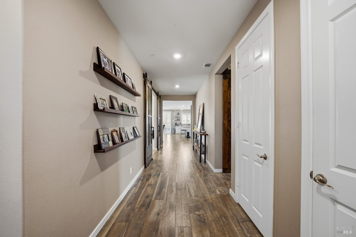 Detail Gallery Image 14 of 60 For 44520 Freer Way, Lancaster,  CA 93536 - 5 Beds | 2 Baths