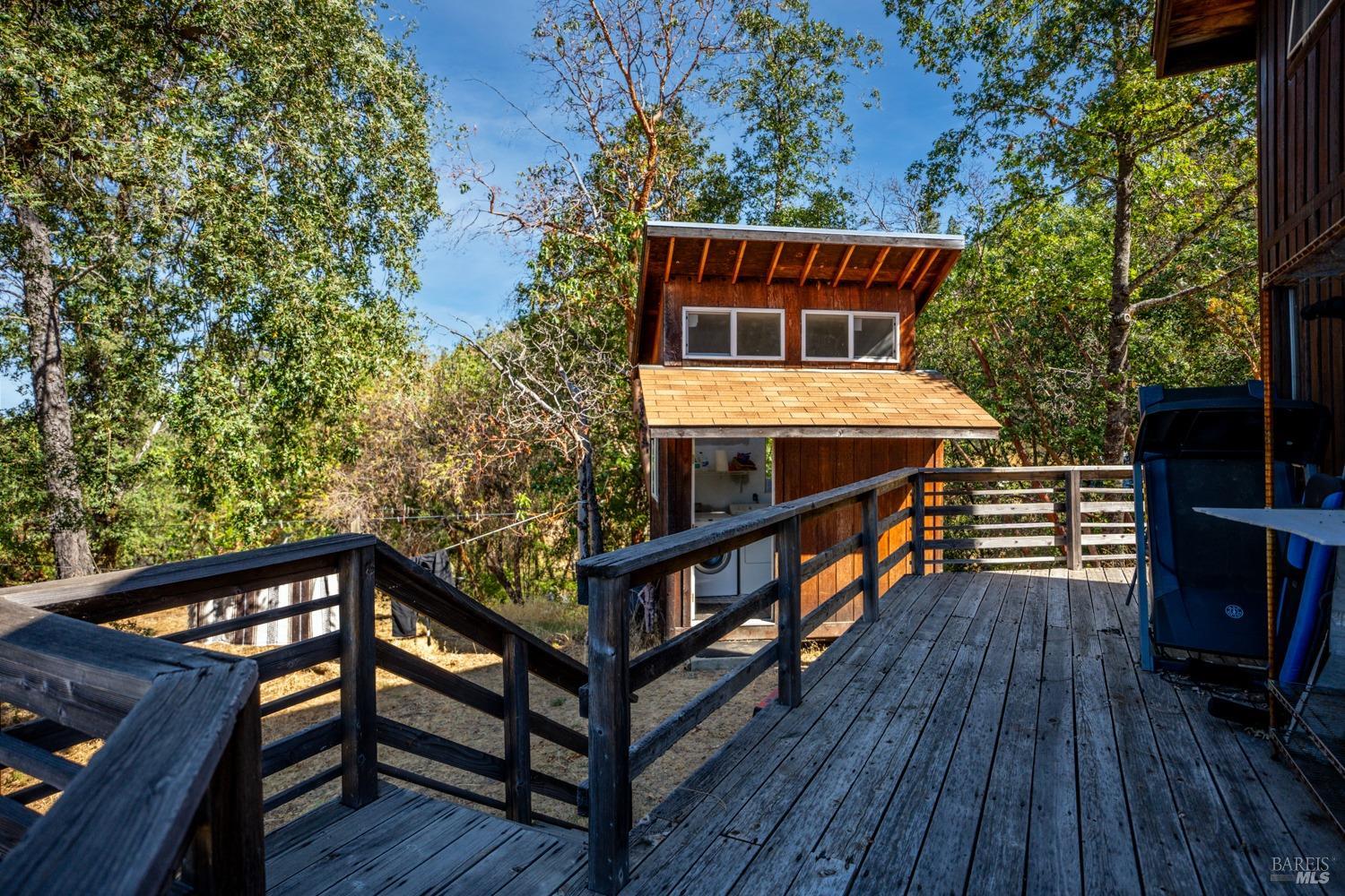 Detail Gallery Image 23 of 38 For 34010 Shimmins Ridge Rd, Willits,  CA 95490 - 4 Beds | 2 Baths