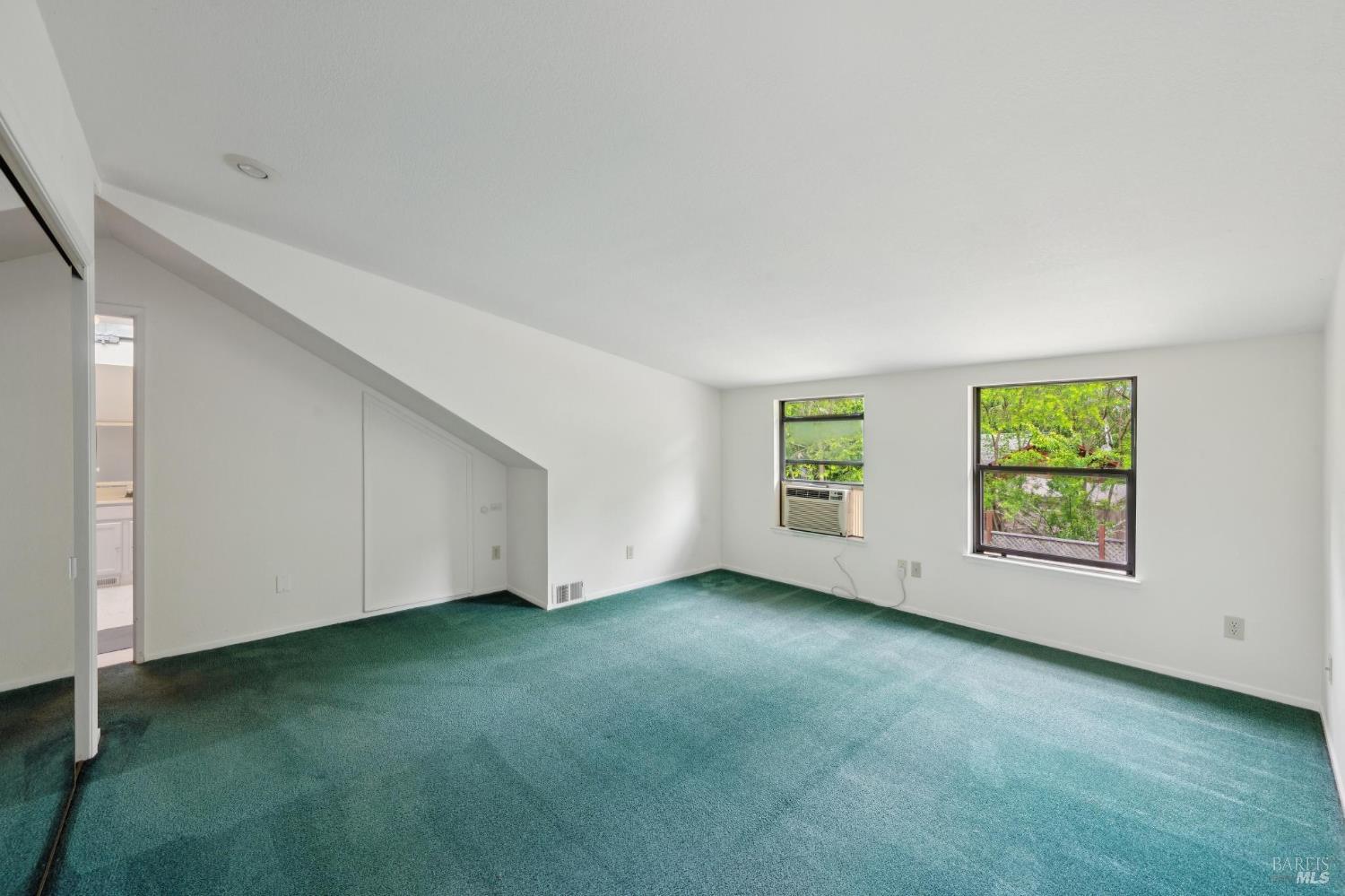 Detail Gallery Image 47 of 84 For 8610 Graton Rd, Sebastopol,  CA 95472 - 3 Beds | 3 Baths