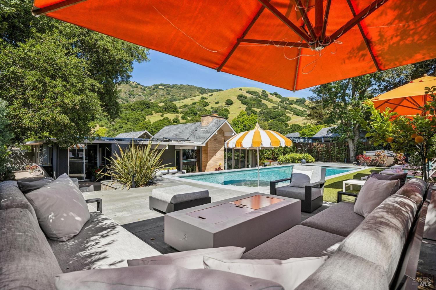 Detail Gallery Image 47 of 51 For 1349 Idylberry Rd, San Rafael,  CA 94903 - 5 Beds | 2 Baths