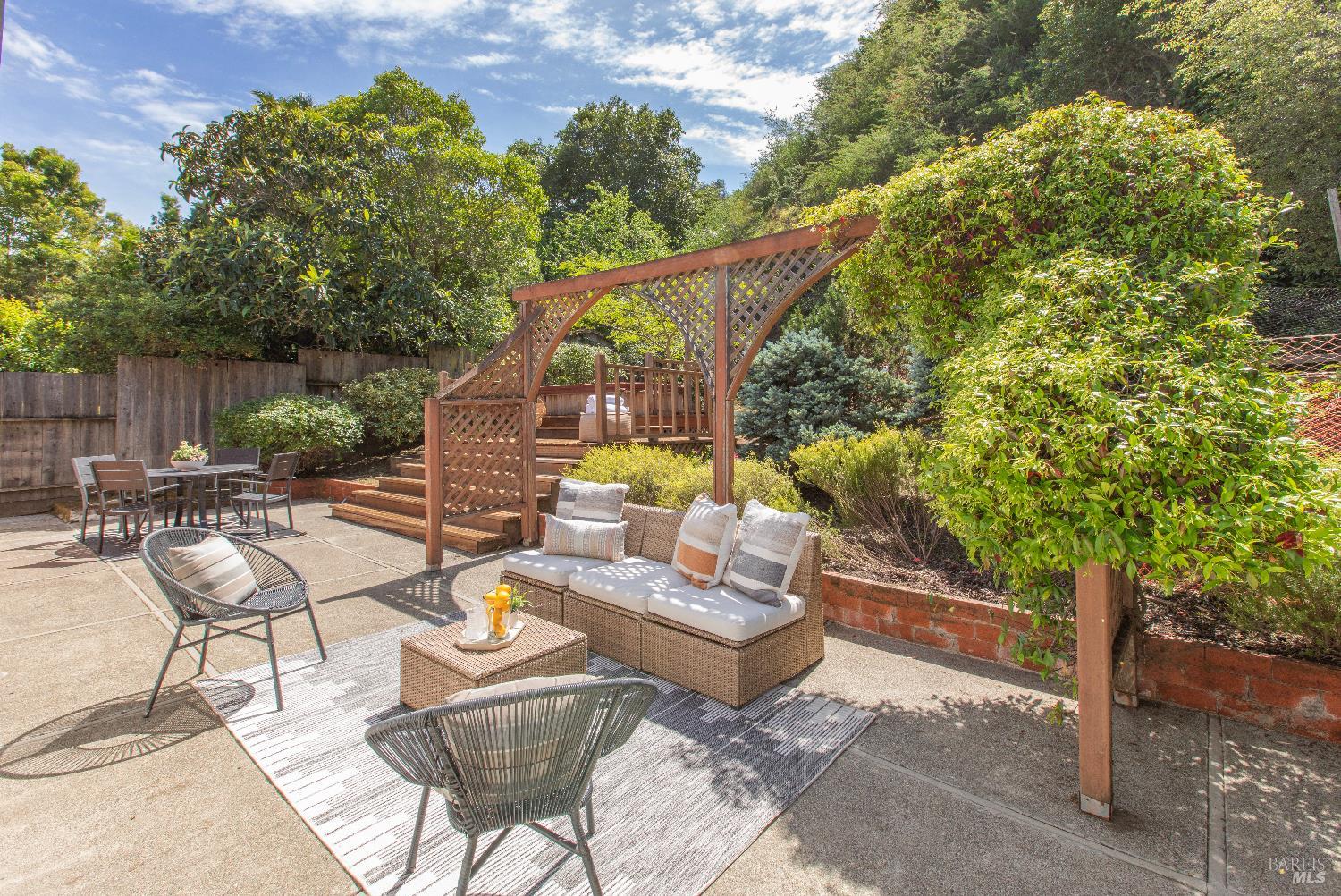 Detail Gallery Image 37 of 48 For 145 Irwin St, San Rafael,  CA 94901 - 3 Beds | 2 Baths