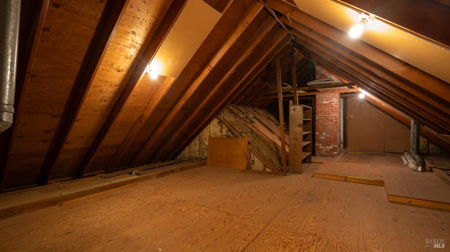 Detail Gallery Image 57 of 68 For 8099 Yule Tree Ln, Sebastopol,  CA 95472 - 5 Beds | 3/1 Baths