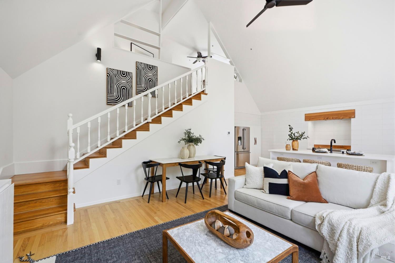 Detail Gallery Image 12 of 25 For 30 Glen Rd, Novato,  CA 94945 - 3 Beds | 2 Baths