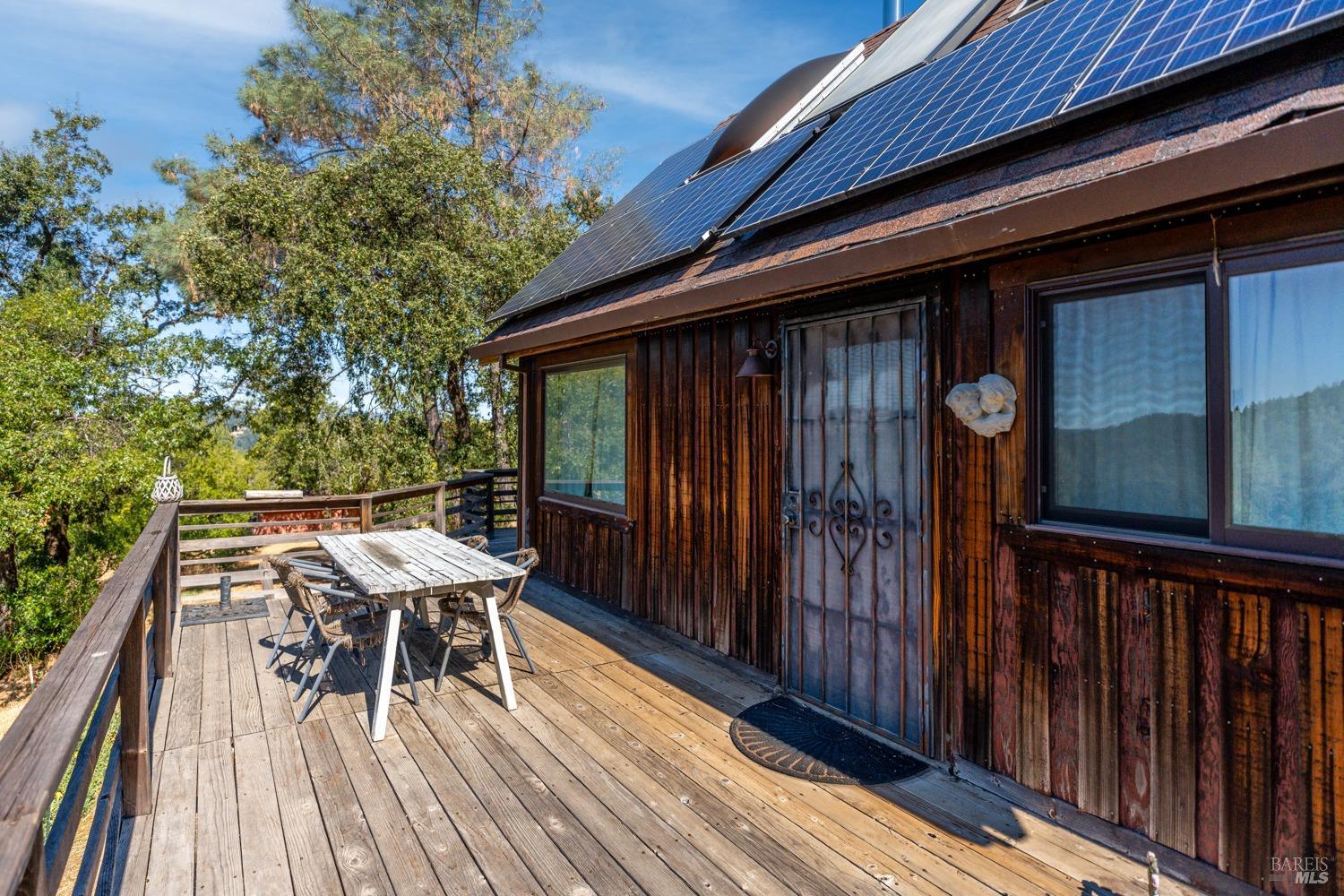 Detail Gallery Image 15 of 38 For 34010 Shimmins Ridge Rd, Willits,  CA 95490 - 4 Beds | 2 Baths