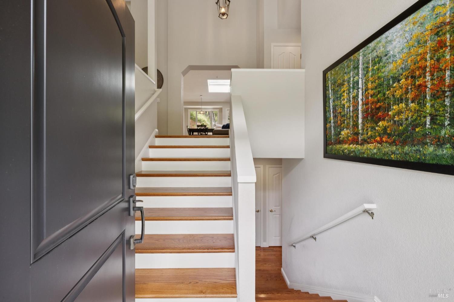 Detail Gallery Image 4 of 74 For 1158 Highland Dr, Novato,  CA 94949 - 4 Beds | 3 Baths