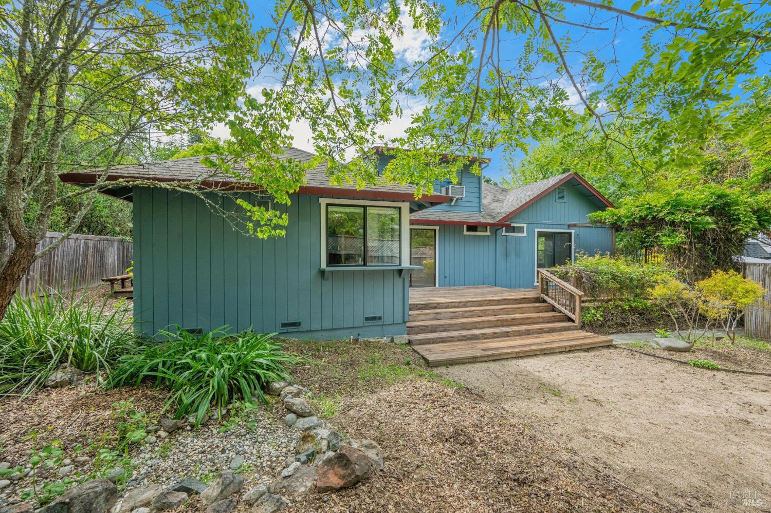 Detail Gallery Image 52 of 84 For 8610 Graton Rd, Sebastopol,  CA 95472 - 3 Beds | 3 Baths