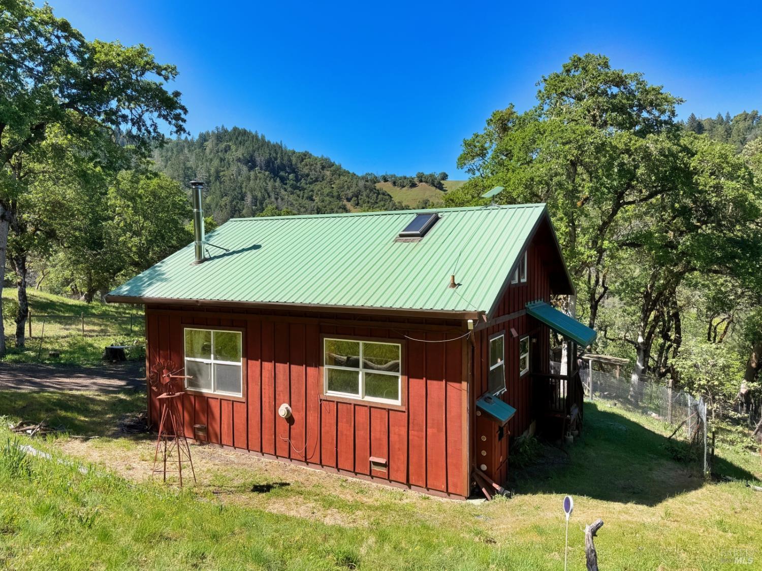 Detail Gallery Image 2 of 57 For 2501 Main Ranch Rd, Redwood Valley,  CA 95470 - 2 Beds | 1 Baths