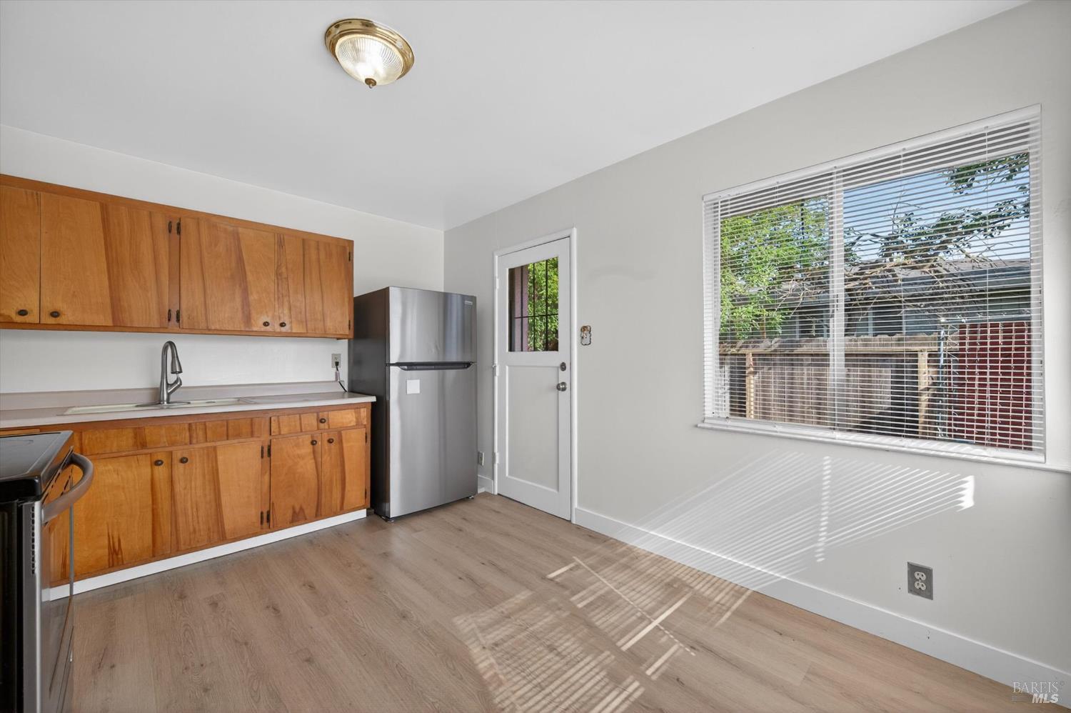 Detail Gallery Image 9 of 25 For 705 State St, Vallejo,  CA 94590 - – Beds | – Baths