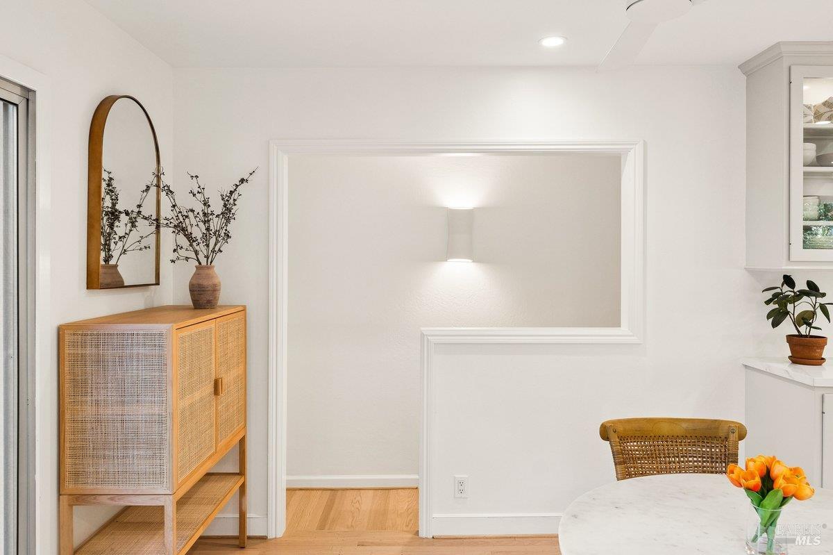 Detail Gallery Image 26 of 49 For 261 Glen Park Ave, San Rafael,  CA 94901 - 3 Beds | 3 Baths