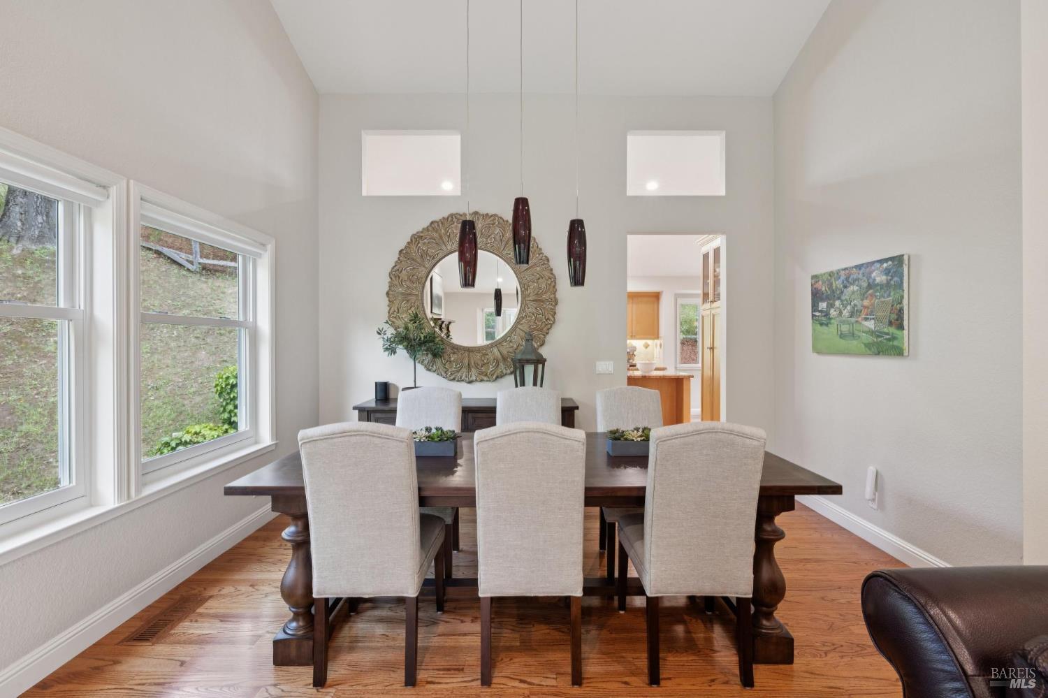 Detail Gallery Image 13 of 74 For 1158 Highland Dr, Novato,  CA 94949 - 4 Beds | 3 Baths